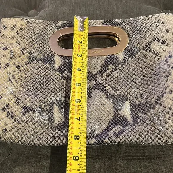 Michael Kors snake skin clutch - Picture 7 of 7